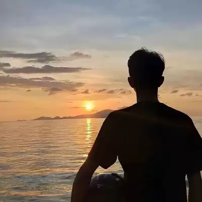 庾芝芳